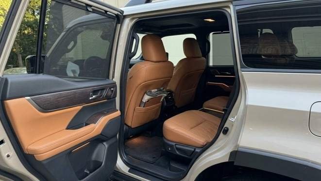 Lexus GX 550 Overtrail vs Overtrail Plus